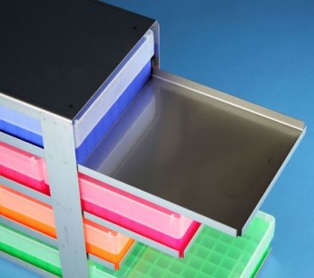 EPPi Schrankeinschub 32, für 24 Kryoboxen bis 133x133x32 mm
