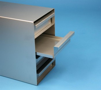 EPPi 45+50 Schrankeinschub 3x4 Fächer für 12 Kryoboxen bis 133x133x53 mm, Griffkante, geschlossene Bauform