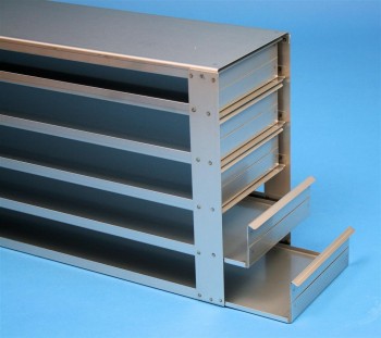 MTP 39 Schrankeinschub 4x5 Fächer für 20 MT-Platten bis 86x128x39 mm, Griffleiste, offene Bauform